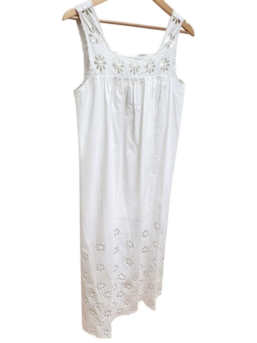 POSSE *NEW* Cecilia White Embroidered Shift Dress - Picture 13 of 16
